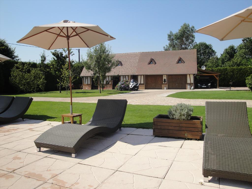 Gites Les Colombages Fatouville-Grestain Exterior photo