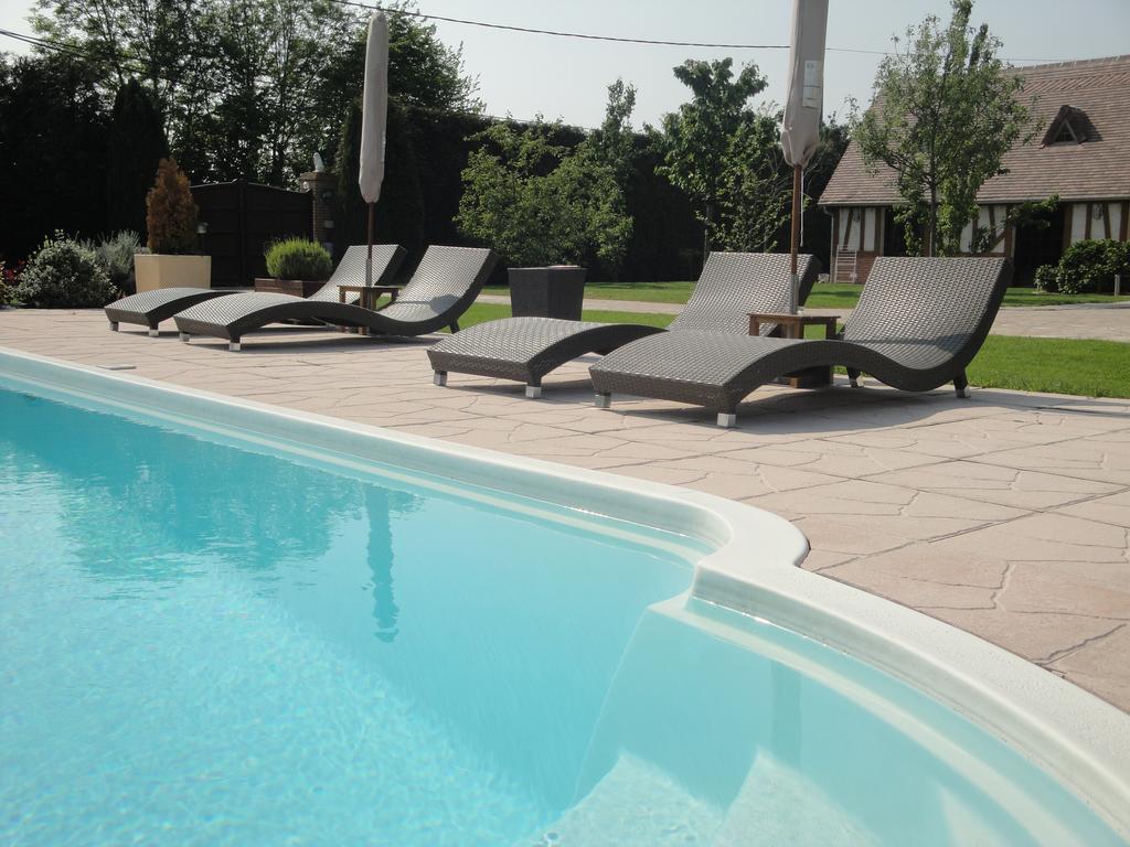 Gites Les Colombages Fatouville-Grestain Exterior photo